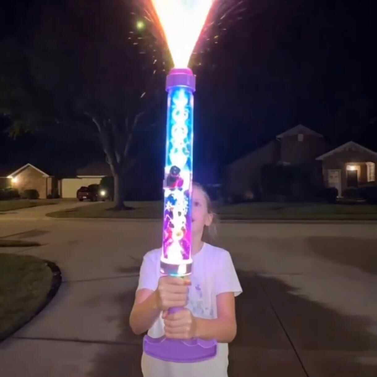 Glowing Rainbow LED Water Blaster | Fireworks Water Spray Gun with Lights, Creativity Squirt Water Blaster Guns,Firework Spray Water Soaker